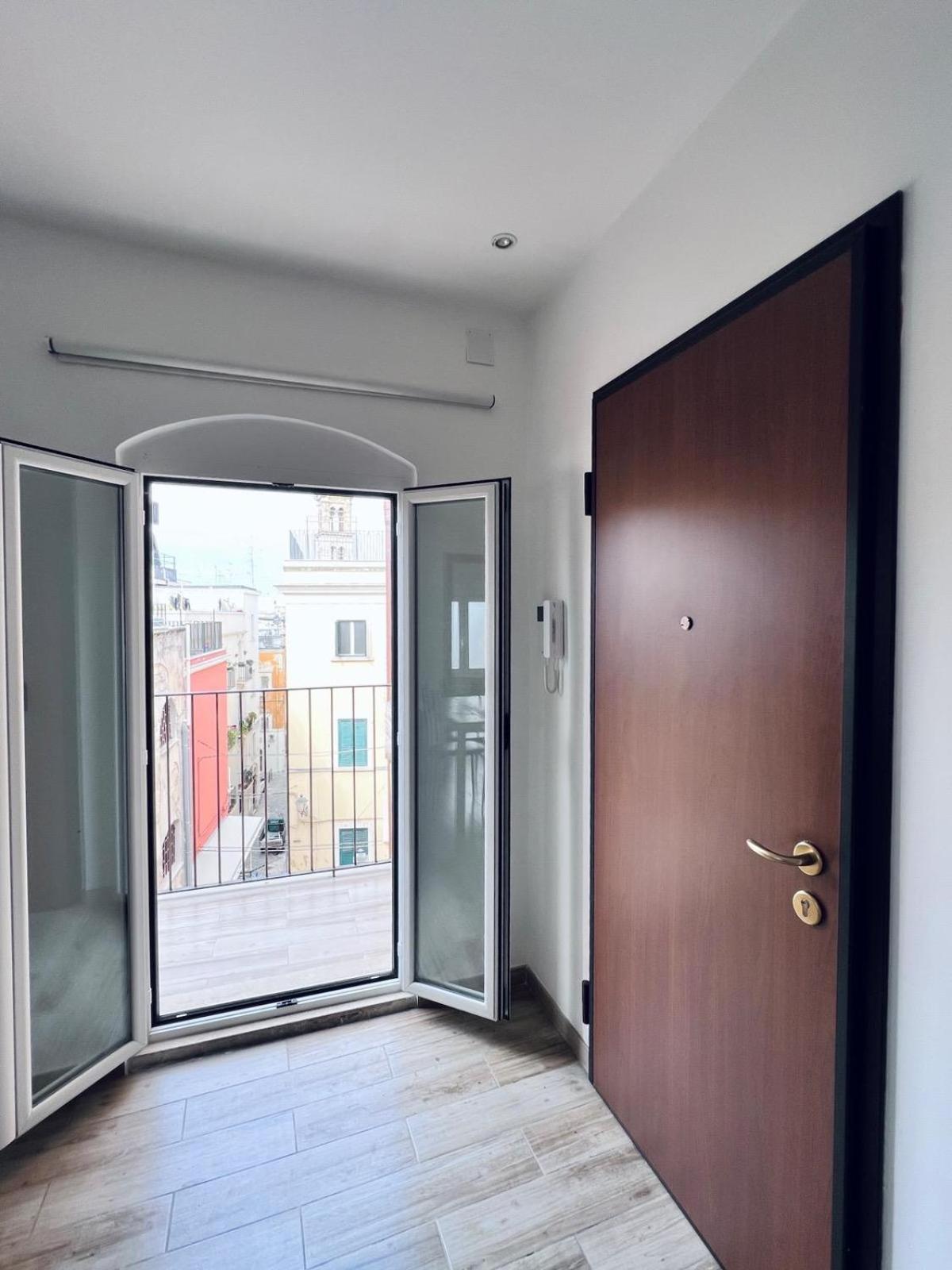 Macario Apartment In The Old Town Bari Kültér fotó
